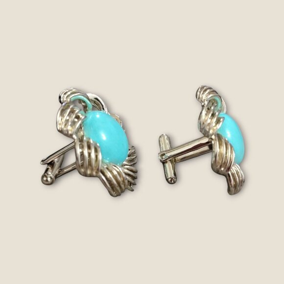 Vintage Estate  Turquoise Colored & Silver-Tone Flower Cufflinks - Picture 3 of 6